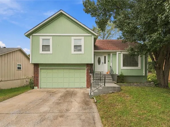 10722 Stark Ave, Kansas City, MO 64134