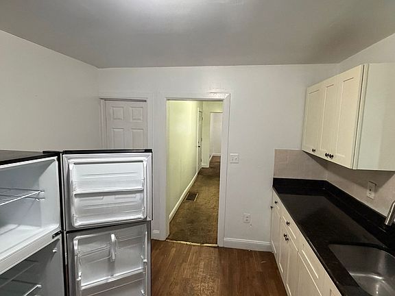 2nd image of 34 N Frazier St Floor 1
