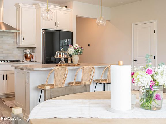 5th image of 167 RED BARN Road