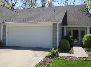 14805 Woodswalk Ct, Spring Lake, MI 49456