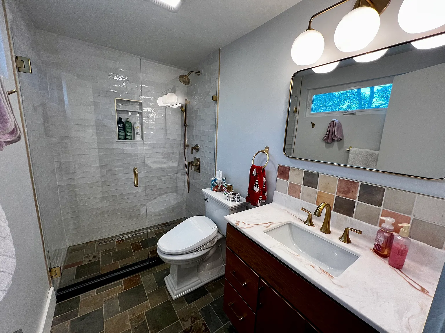 1 bed, 2462 sqft, $2,000 — Photo 2
