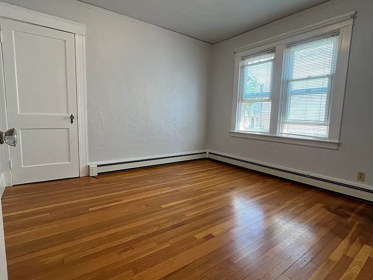 156 Narragansett St #2 — Photo 15