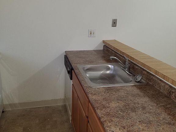 3rd image of 1104 Olive Village Ct #1