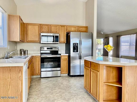 2nd image of 4349 E Campo Bello Dr