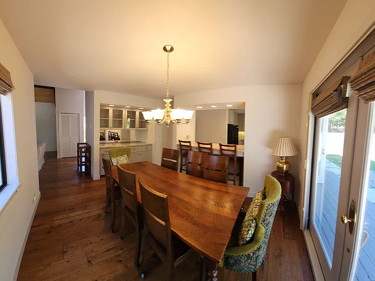 270 E Foothill Blvd — Photo 22