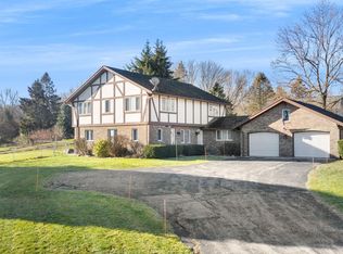 6081 Torrington Rd, Kalamazoo, MI 49009