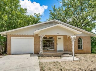 321 Williams St, Elgin, TX 78621