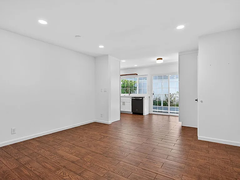 1087 Salinas Ave — Photo 10