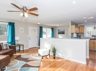 54 Ellendale Cir, Springfield, MA 01128