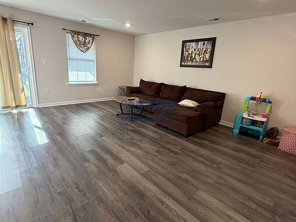 4th image of 55 Melanie Way