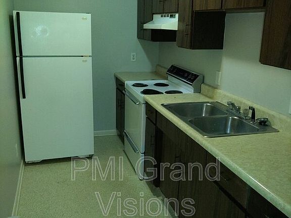 5th image of 24 Buchanan Ct Unit 20