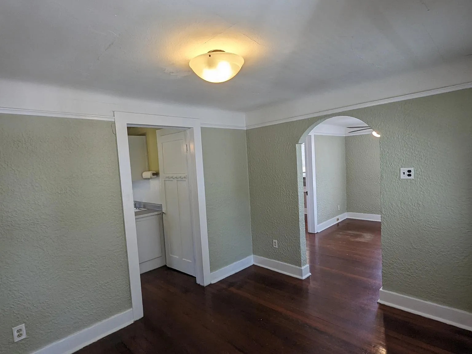 1 bed, 650 sqft, $1,400 — Photo 1