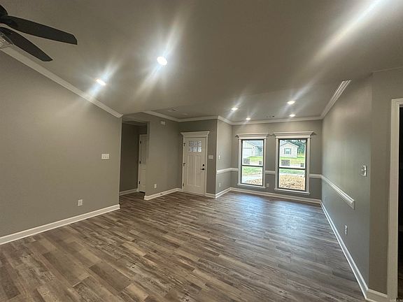 3rd image of 58 Birchwood Dr