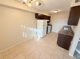 1814 Knox St #9, Lincoln, NE 68521