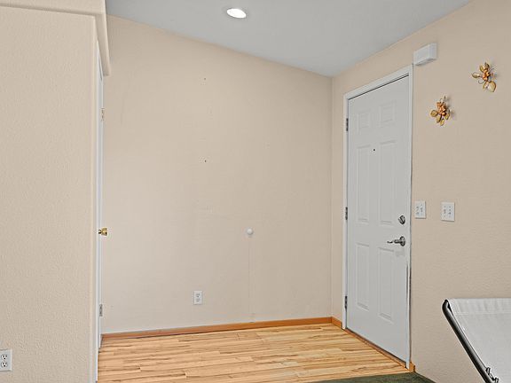 5th image of 84900 Carlon Ln