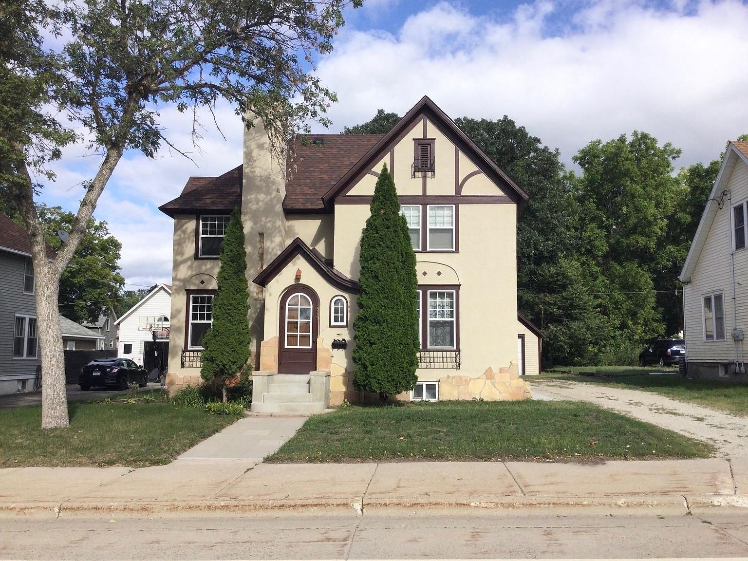 515 S Oak Ave, Owatonna, MN 55060 Zillow