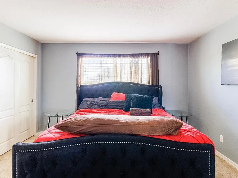 5727 S 35th Pl — Photo 9
