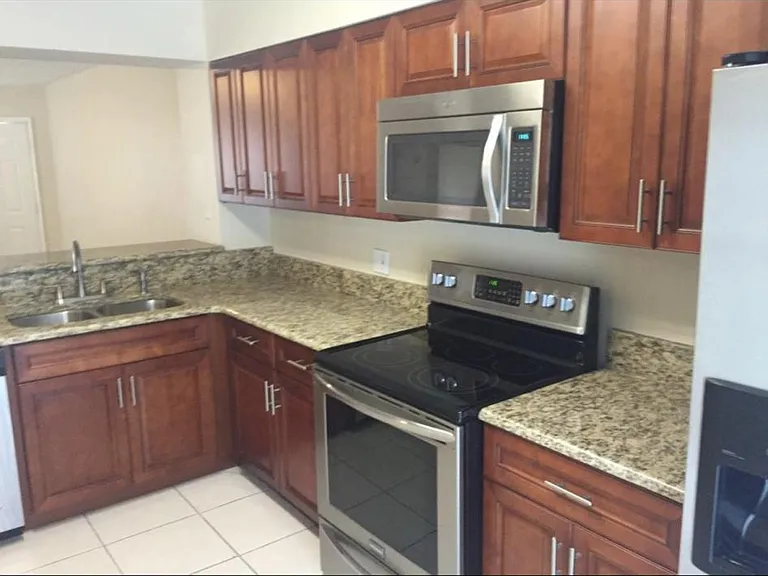 3651 N Goldenrod Rd #B106 — Photo 12