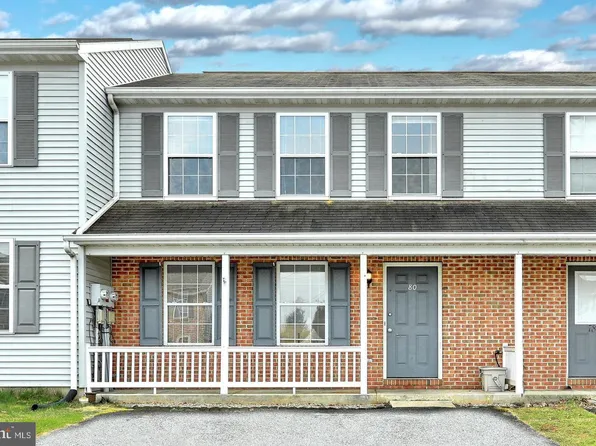 80 Chelmsford Dr, Marietta, PA 17547