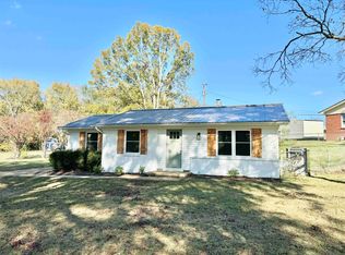 136 Pamplin Ave, Florence, AL 35633