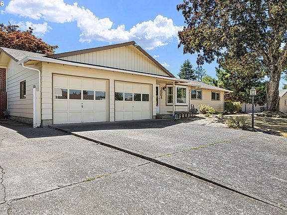 2nd image of 1004 Saville Ave