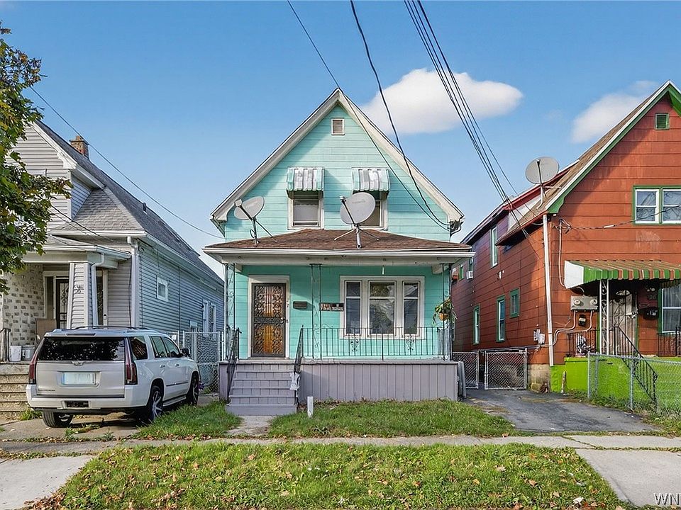 1st image of 22 Schreck Ave