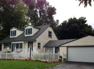 935 W Clarkston Rd, Lake Orion, MI 48362