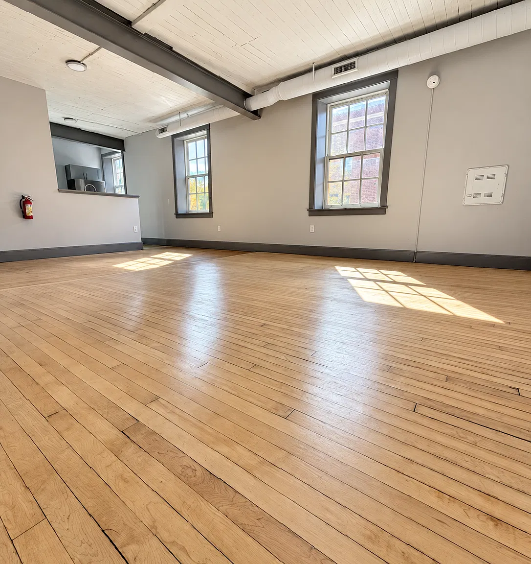 2 bed, $1,900 — Photo 4