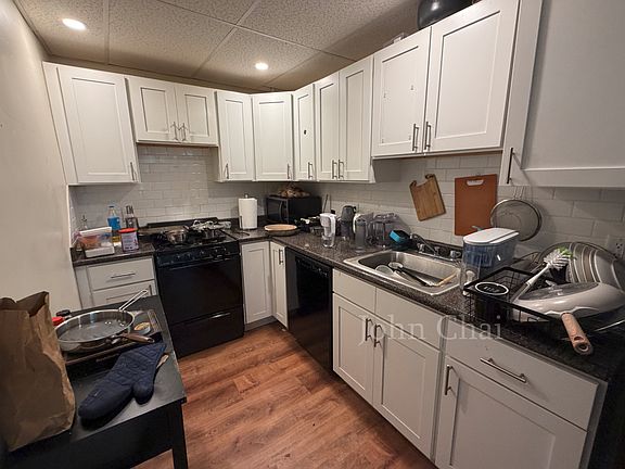 2nd image of 8 Vinal St APT 1