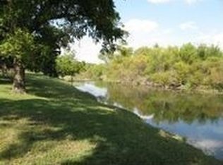 500 Pine Trl, Mertzon, TX 76941