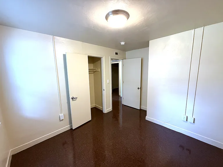 1516 Maiden Ln SW #13 — Photo 8