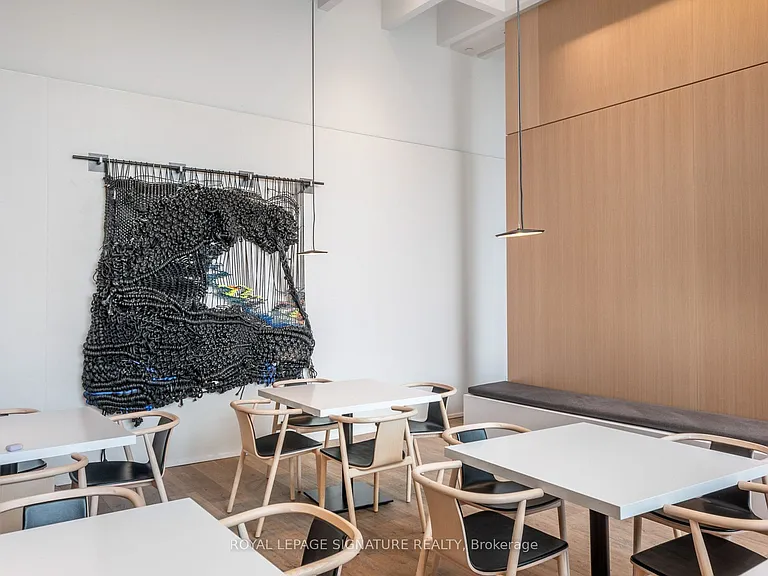 5 Soudan Ave #1010 — Photo 13