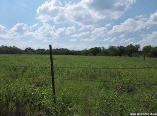 7880 Smith Rd, Somerset, TX 78069