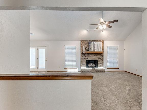5th image of 16405 Coronado Dr