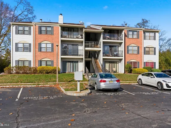 30 Voscek Ct, Lawrence Township, NJ 08648