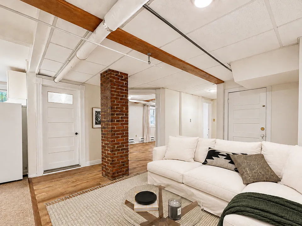 33-35 Concord Ave #20