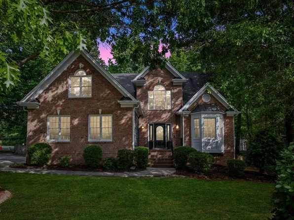 2321 Walden Creek Dr, Apex, NC 27523