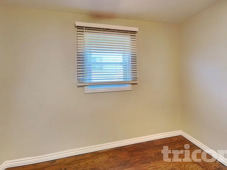 15202 Highland Ave — Photo 10