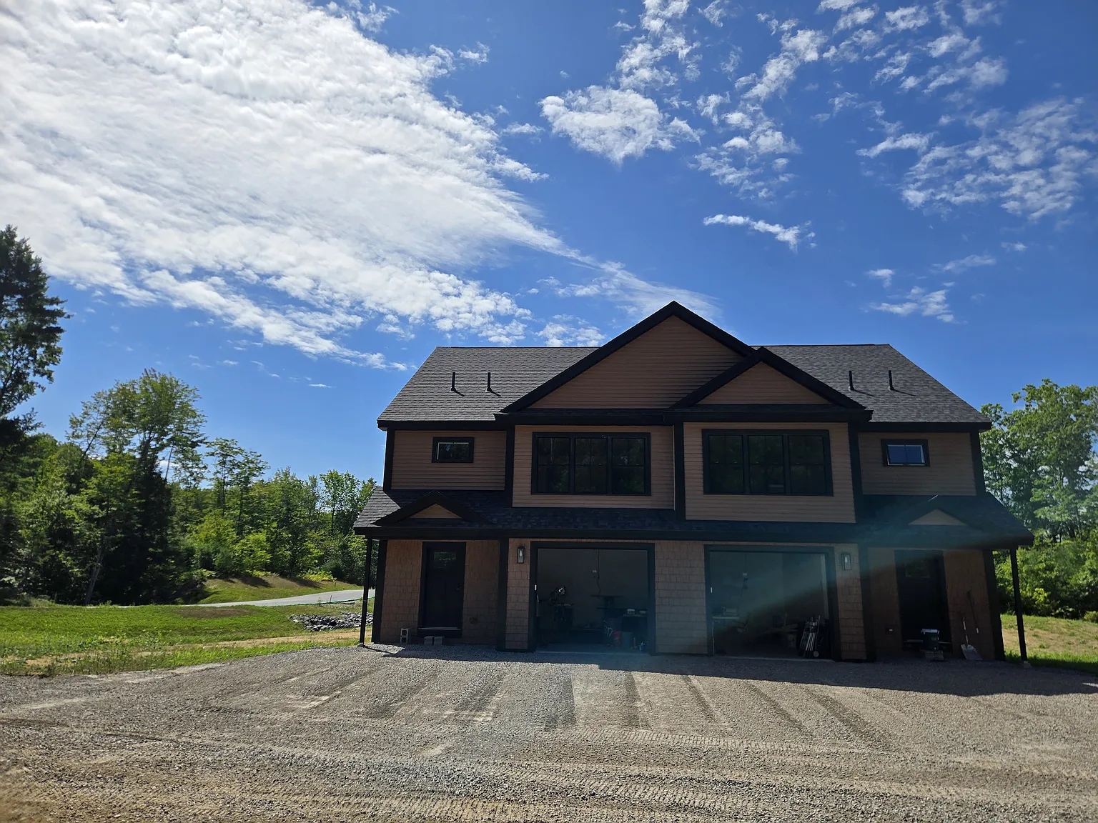 3 bed, 2.5 bath, 1780 sqft, $3,000 — Photo 1