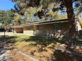 108 Delmar Ln, Del Rio, TX 78840