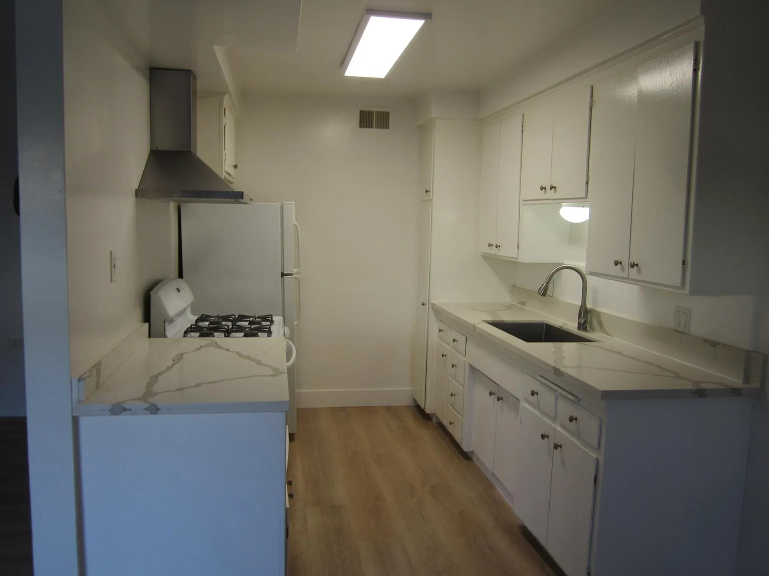 2 bed, $3,800 — Photo 3