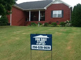 101 Cedar Run Ln, Huntsville, AL 35811