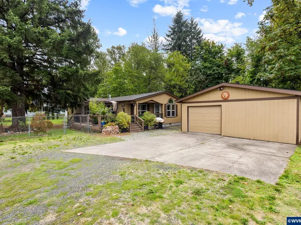 1606 11th Ave, Sweet Home, OR 97386
