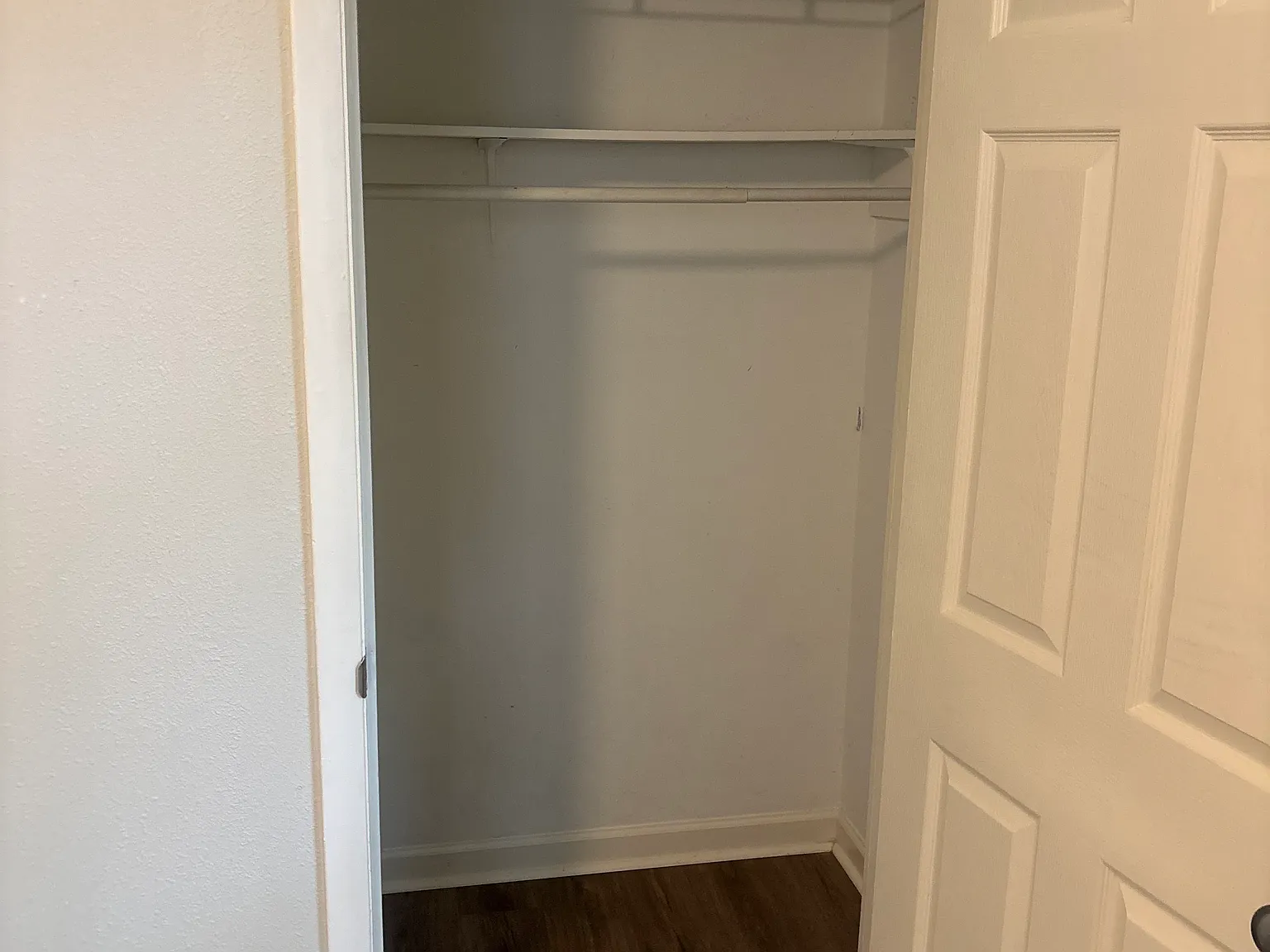 3 bed, 1044 sqft, $1,350 — Photo 1