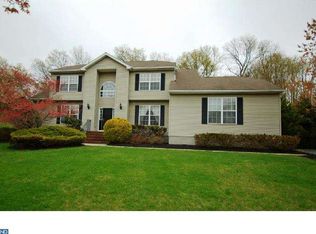 15 Arnold Ln, Robbinsville, NJ 08691