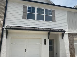 5354 Fox Den Rd, Oakwood, GA 30566