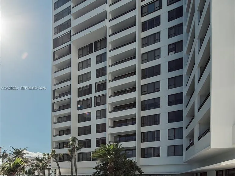 3505 S Ocean Dr #221 — Photo 50