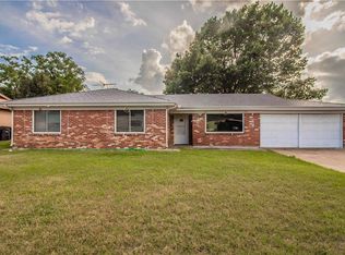 341 Bellvue Dr, Fort Worth, TX 76134