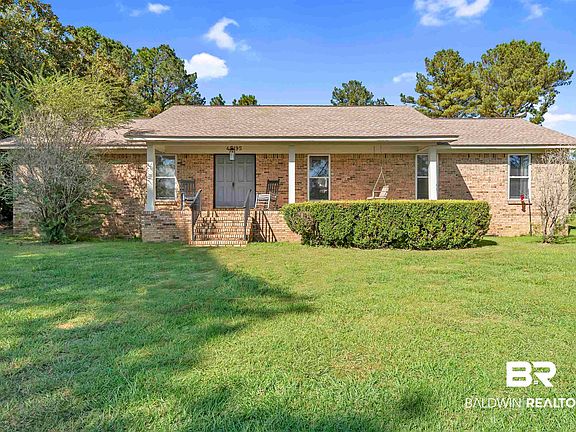 3rd image of 45195 Chalet Dr
