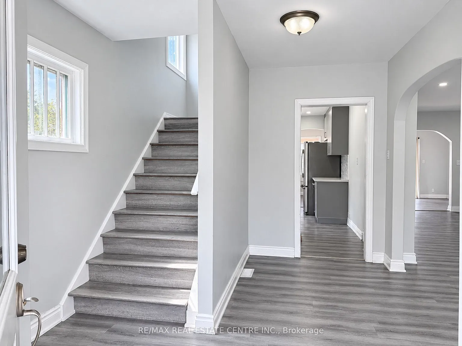 4 bed, $2,100 — Photo 3